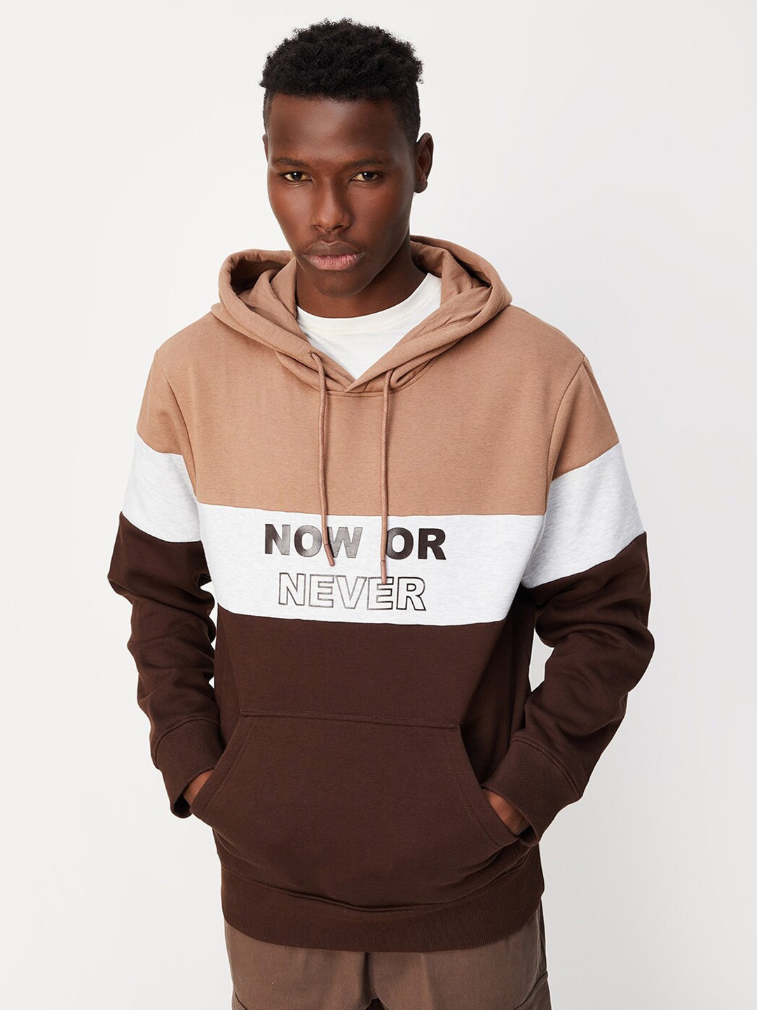 

max Colourblocked Hoodd Sweatshirt, Brown