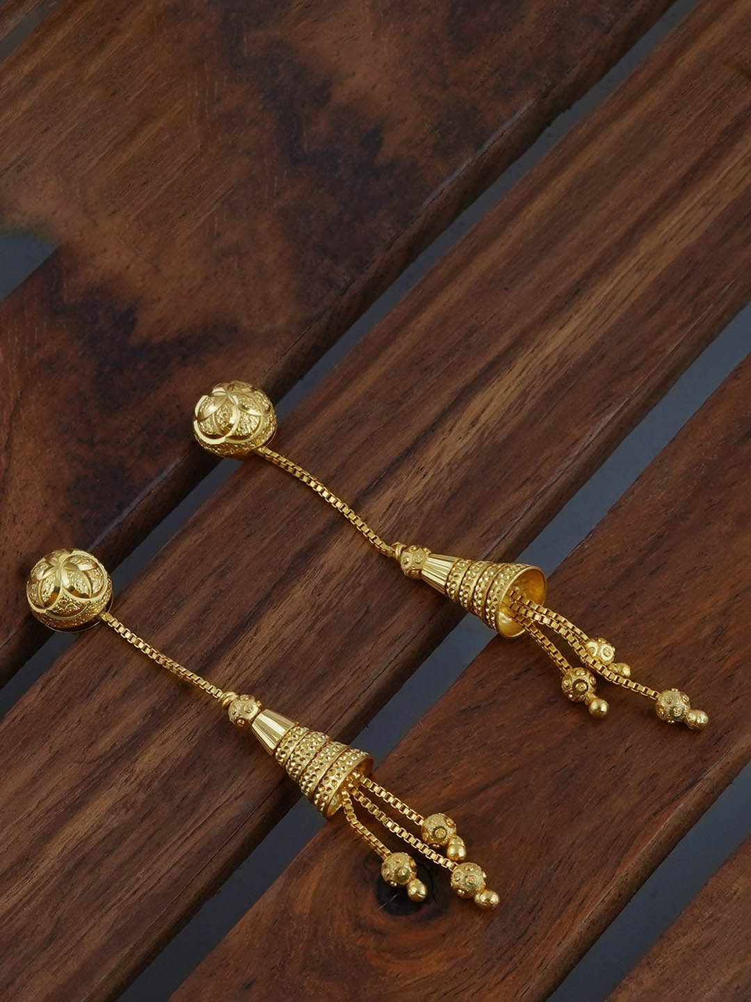 

MANSIYAORANGE Gold-Plated Classic Jhumkas