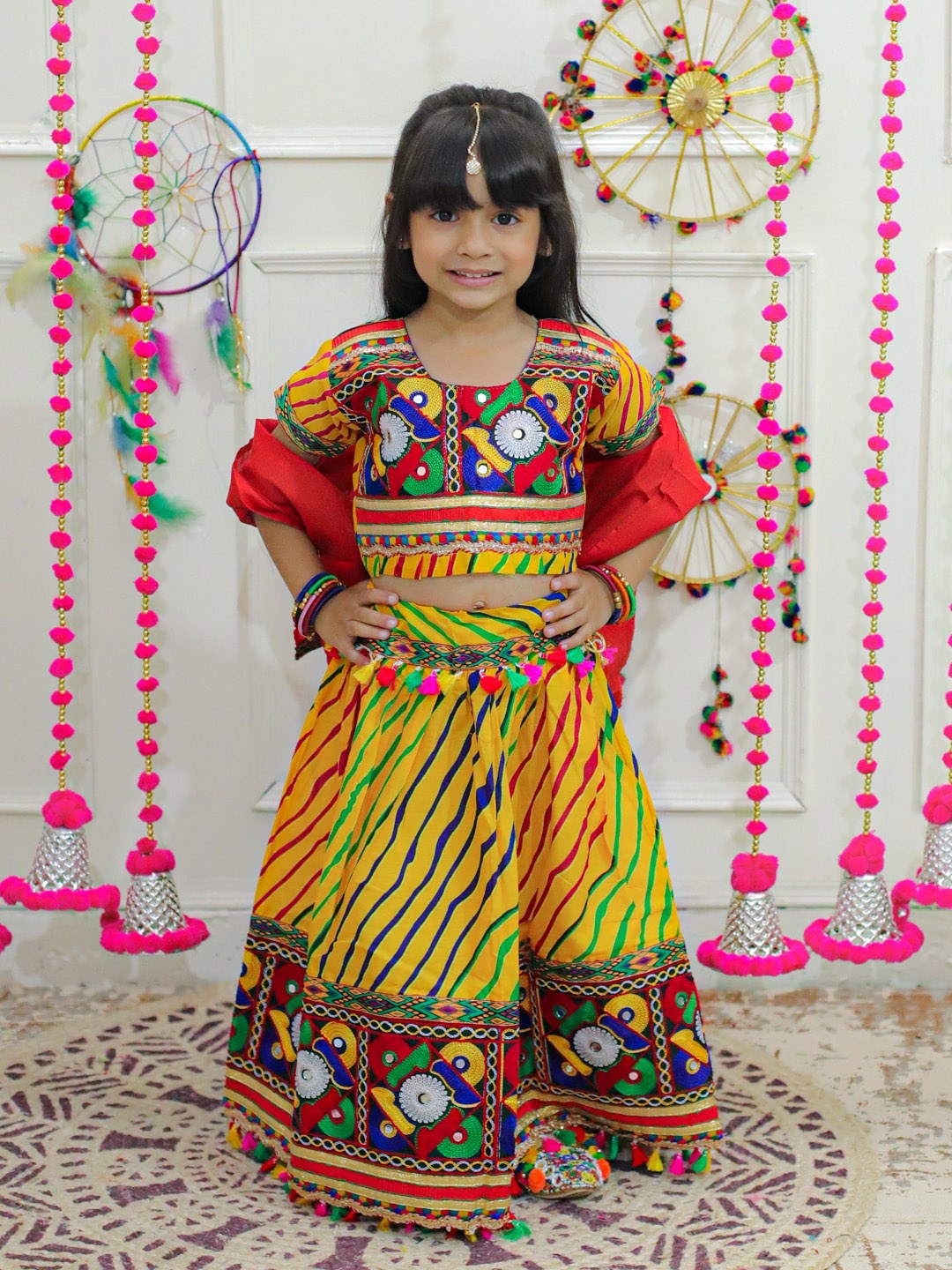 

BownBee Girls Embroidered Thread Work Ready to Wear Lehenga & Blouse With Dupatta, Yellow