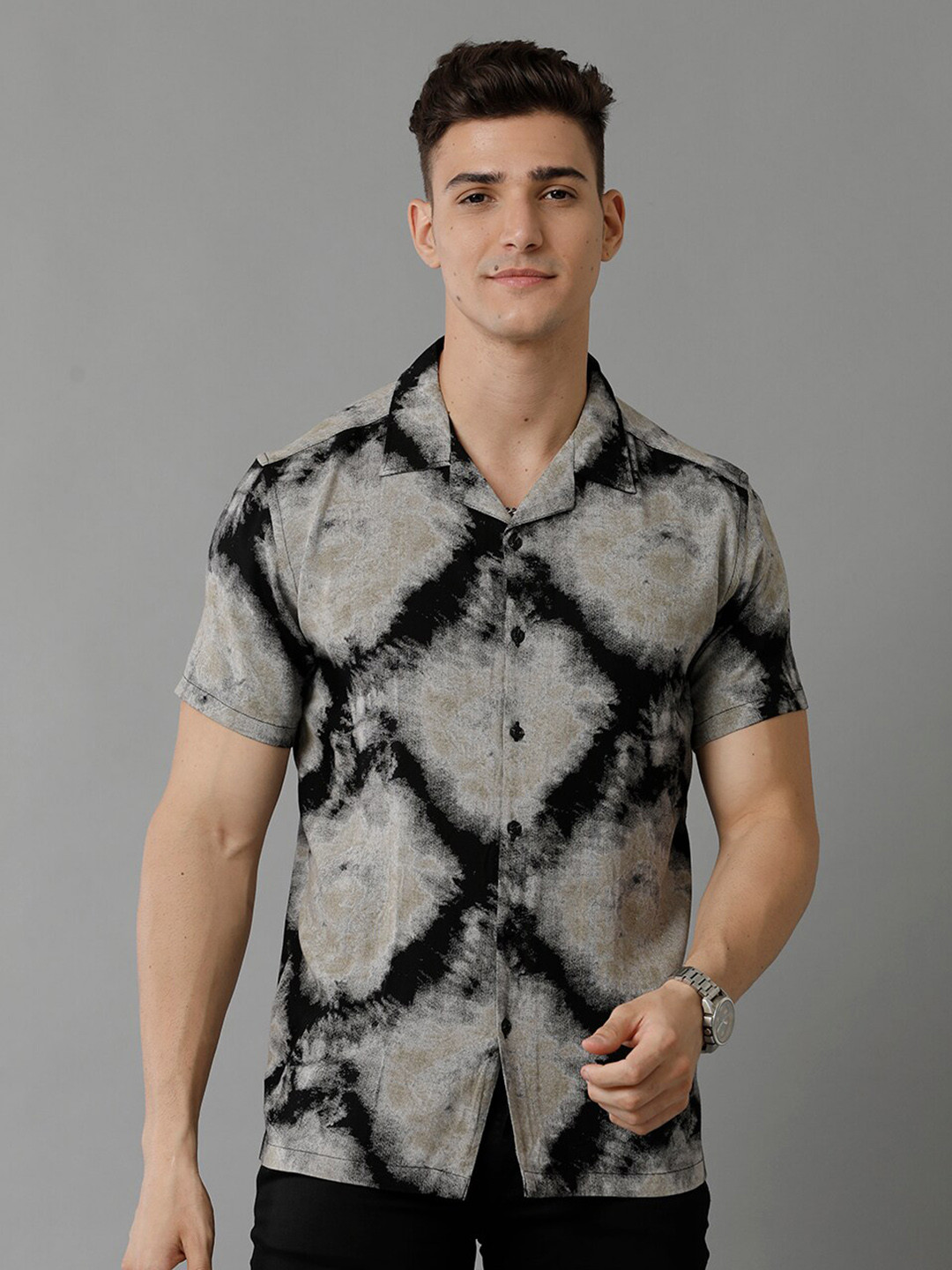 

YOVISH Comfort Opaque Abstract Printed Cotton Casual Shirt, Black