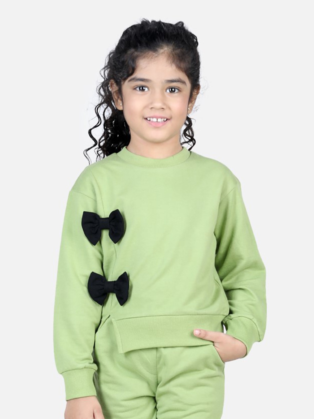 

AWW HUNNIE Girls Round Neck Long Sleeve Bow Cotton Pullover Sweatshirt, Green