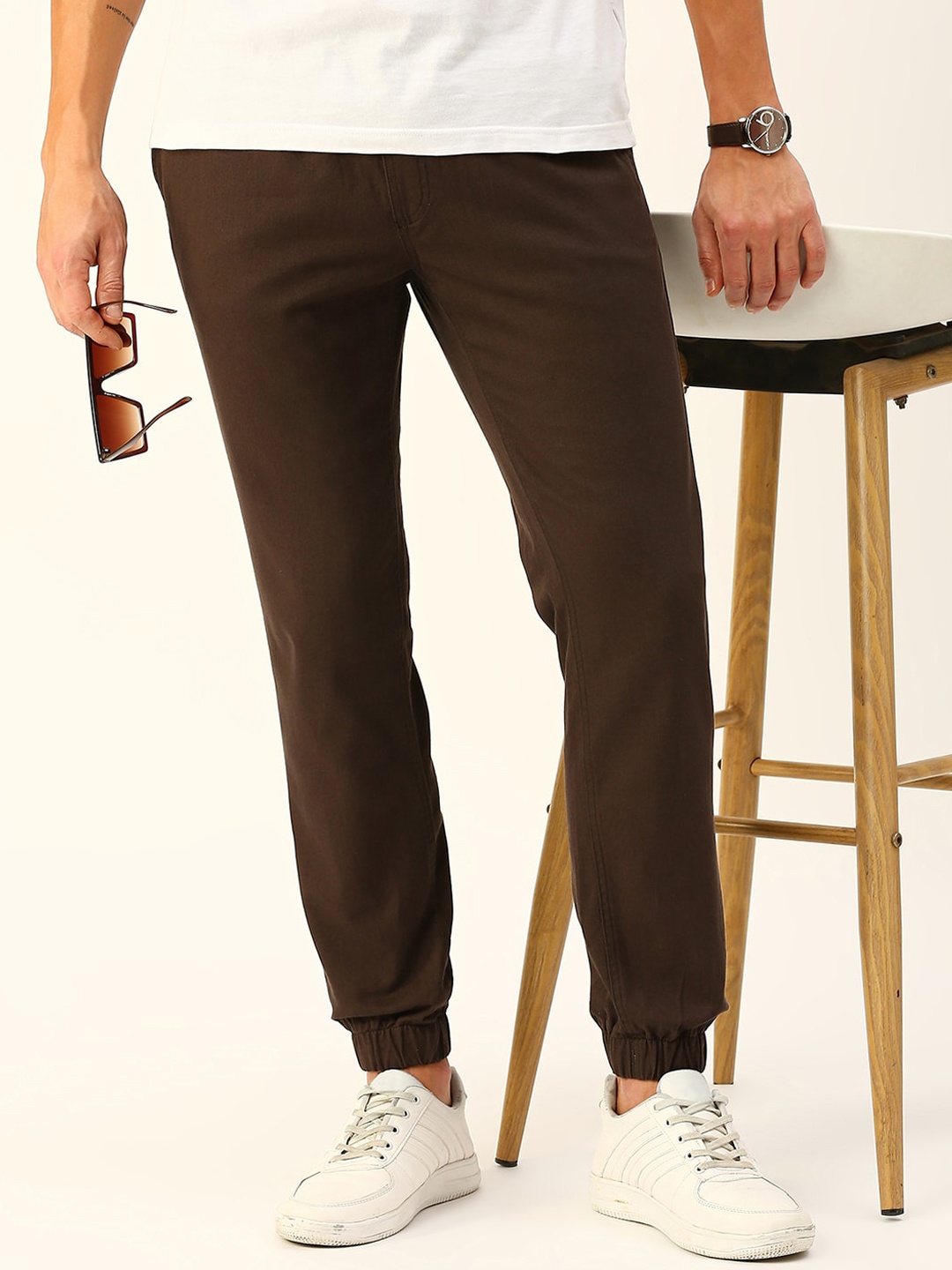 

HERE&NOW Men Mid-Rise Smart Slim Fit Joggers, Brown