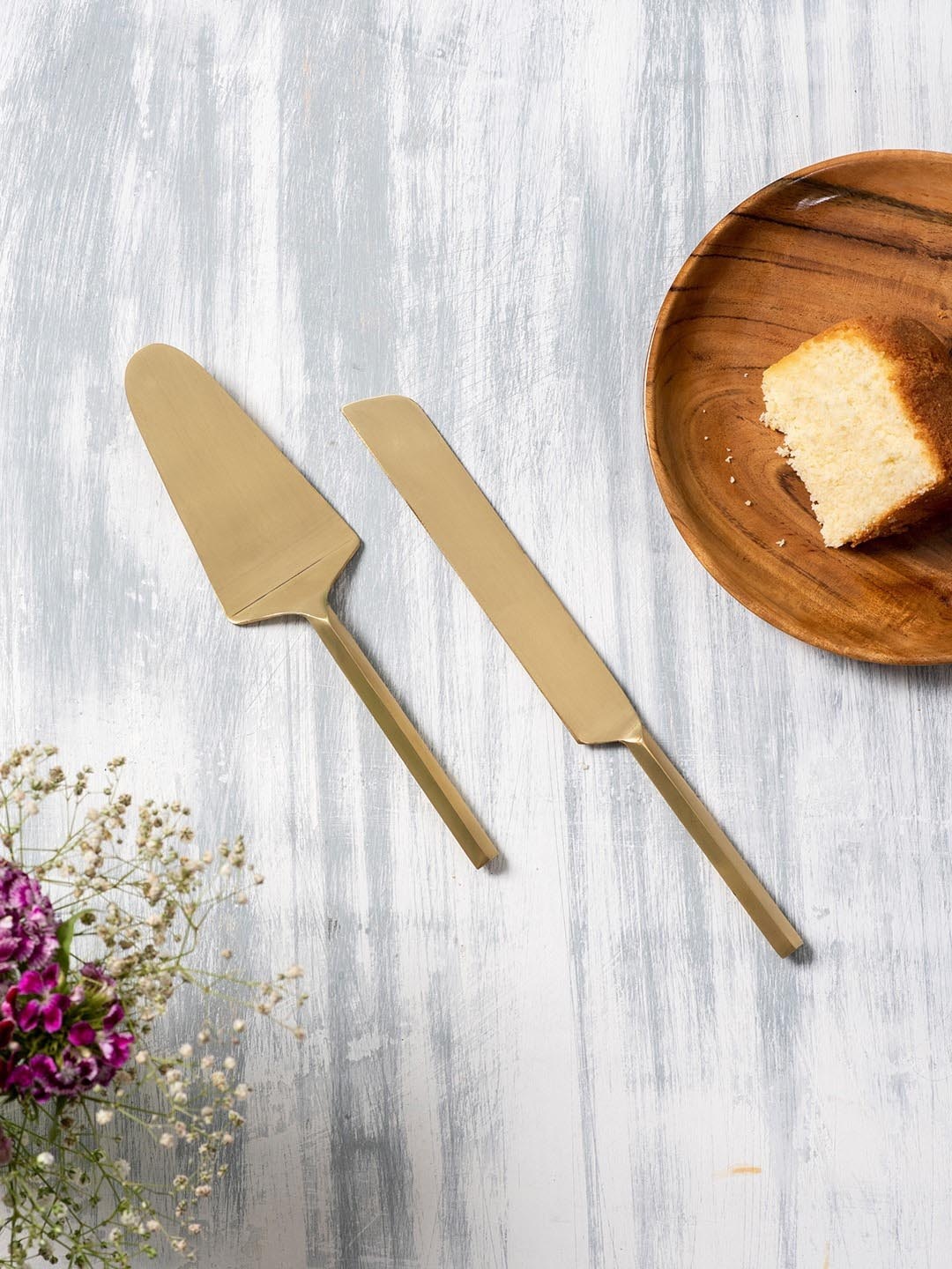 

nestroots Brown 2 Pieces Stainless Steel Cake Server Set, Gold