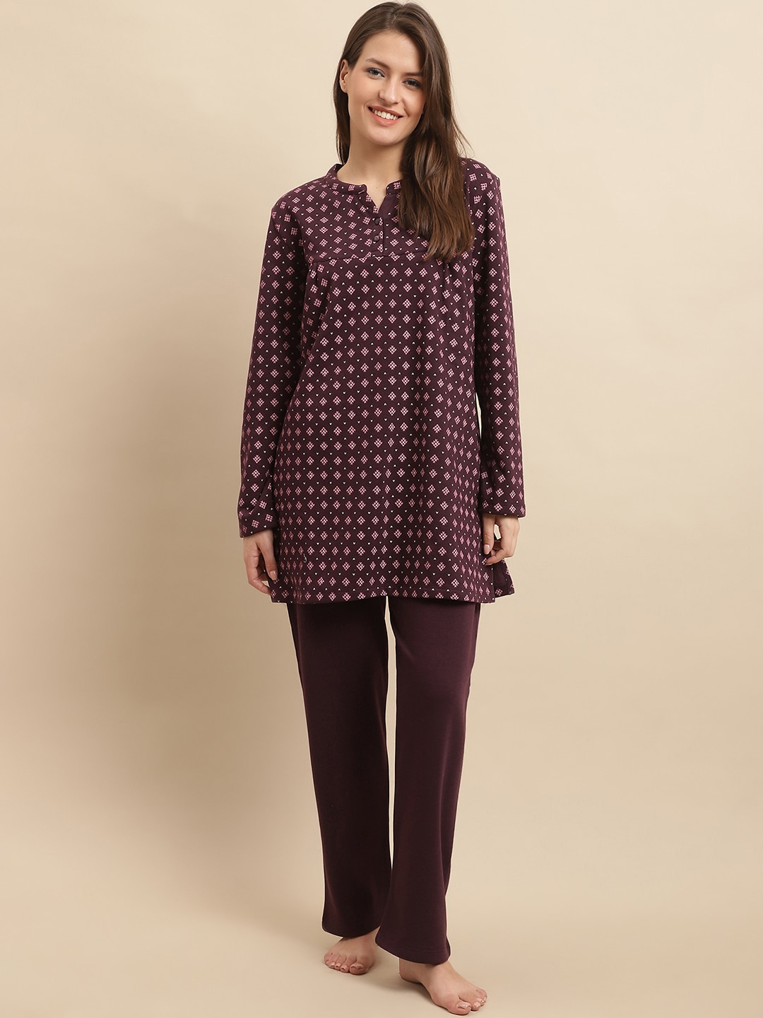 

Kanvin Printed Mandarin Collar Night suit, Purple