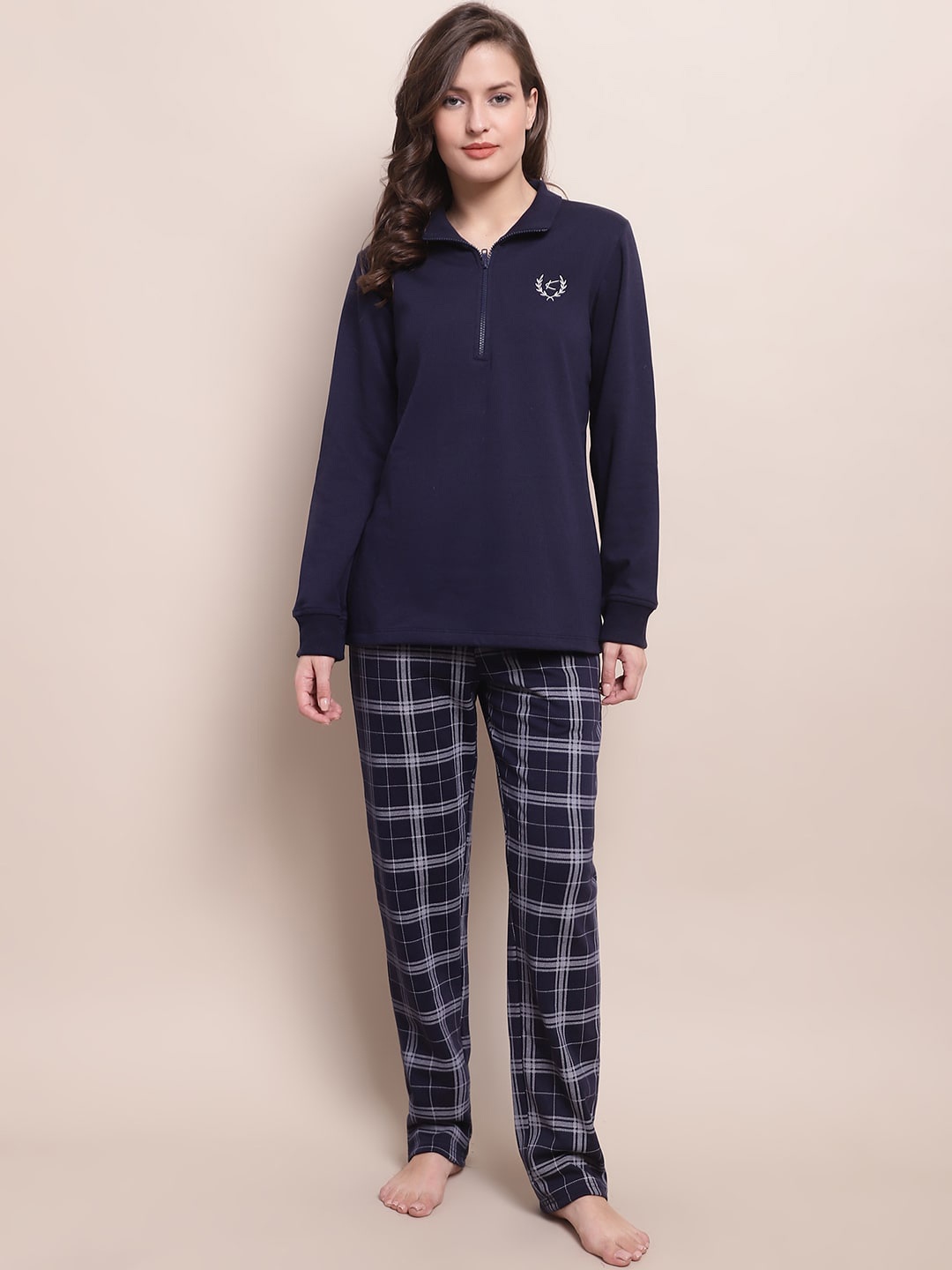 

Kanvin Checked High Neck Nightsuit, Navy blue