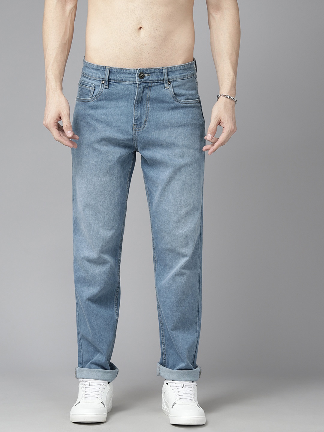 

Roadster Men Relaxed Fit Light Fade Stretchable Jeans, Blue