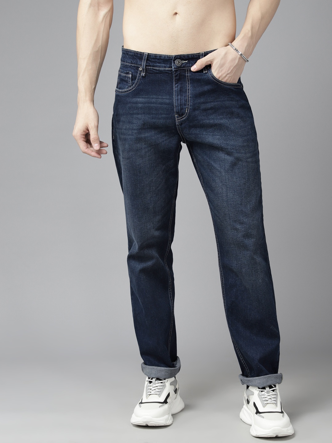 

Roadster Men Relaxed Fit Stretchable Jeans, Blue