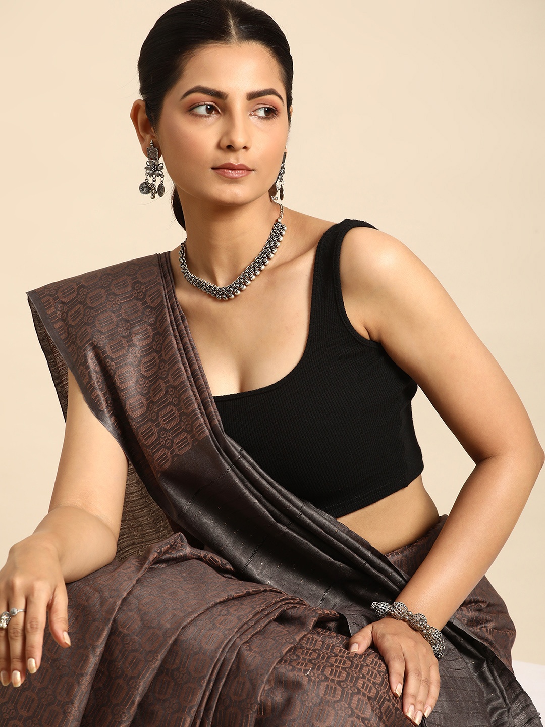 

Taavi Ethnic Motifs Zari Silk Blend Bhagalpuri Saree, Grey