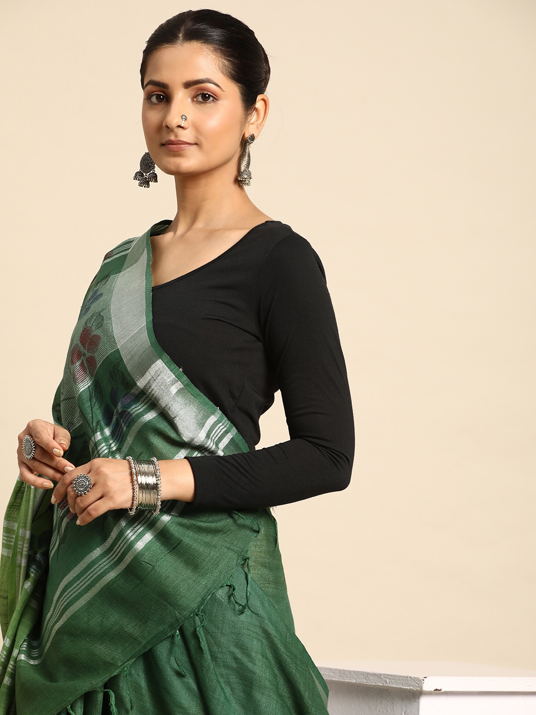 

Taavi Floral Pure Cotton Bhagalpuri Saree, Green