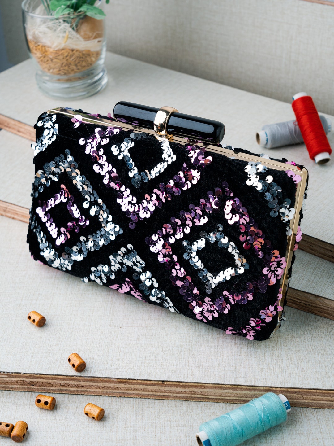 

DressBerry Sequinned Embellished Box Clutch, Black