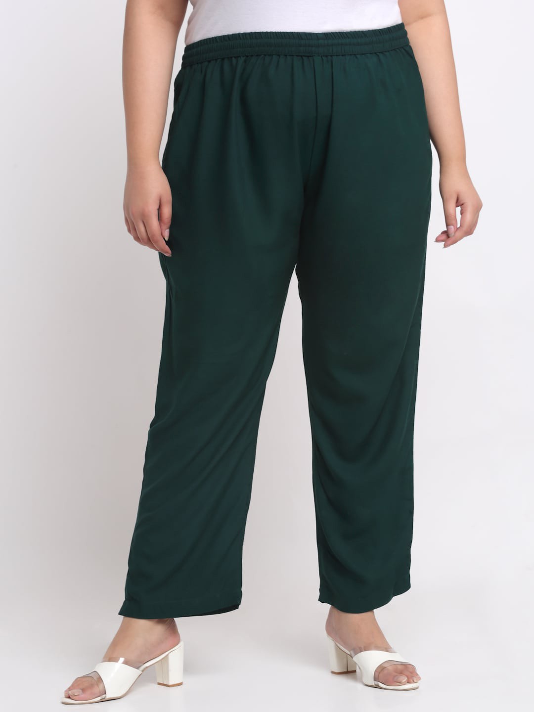 

Trend Level Women Plus Size Relaxed Straight Leg Mid-Rise Easy Wash Trousers, Green