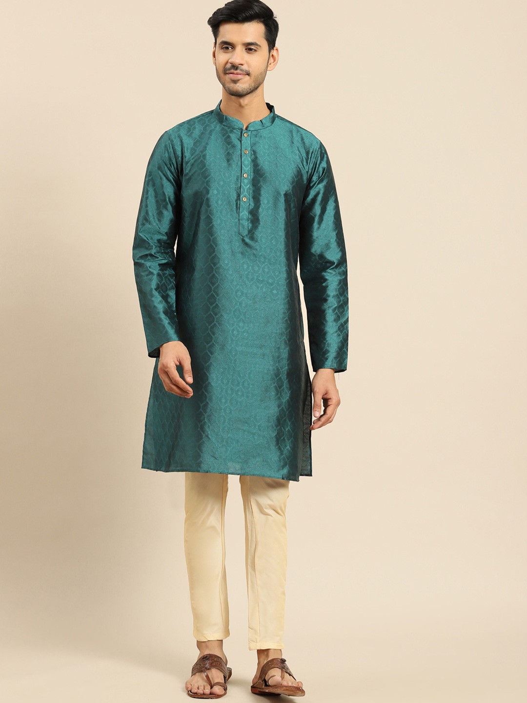 

Anouk Geometric Woven Design Mandarin Collar Jacquard Straight Kurta, Green
