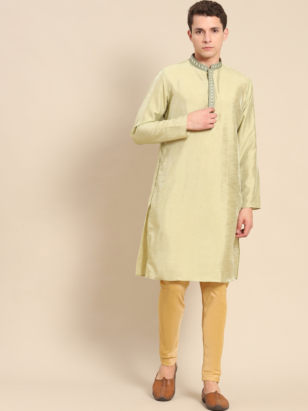 

Anouk Mandarin Collar Thread Work Cotton Silk Straight Kurta, Green