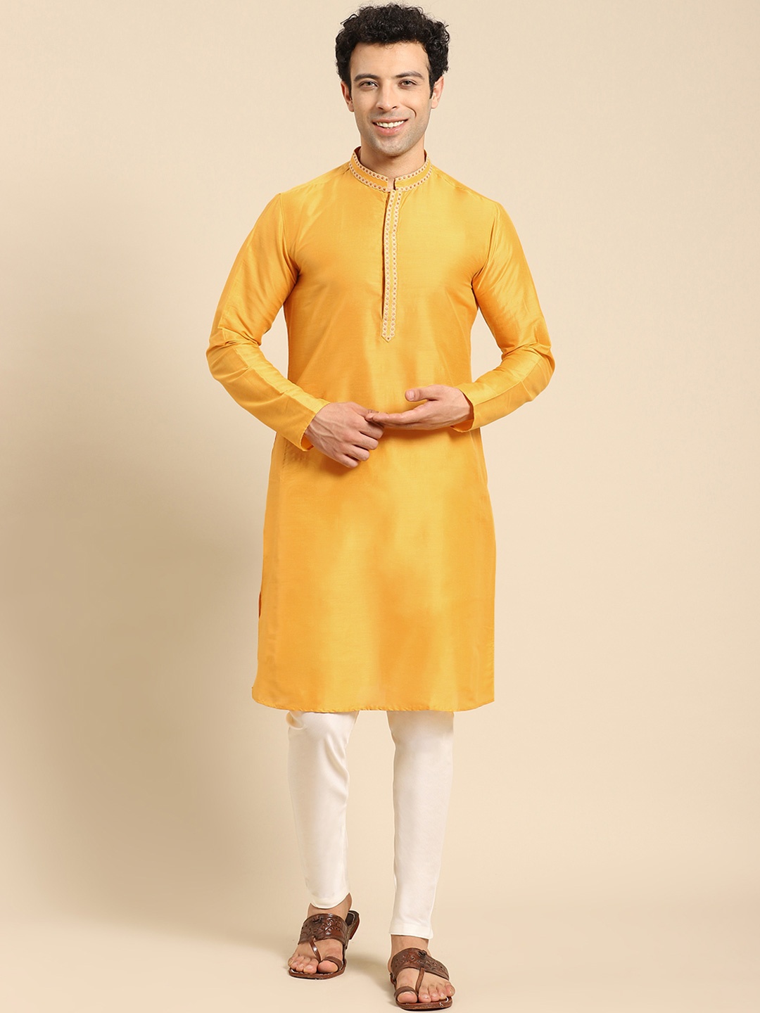 

Anouk Mandarin Collar Straight Kurta, Mustard