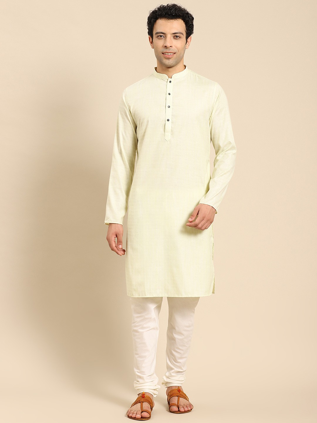 

Anouk Striped Mandarin Collar Straight Kurta, Yellow