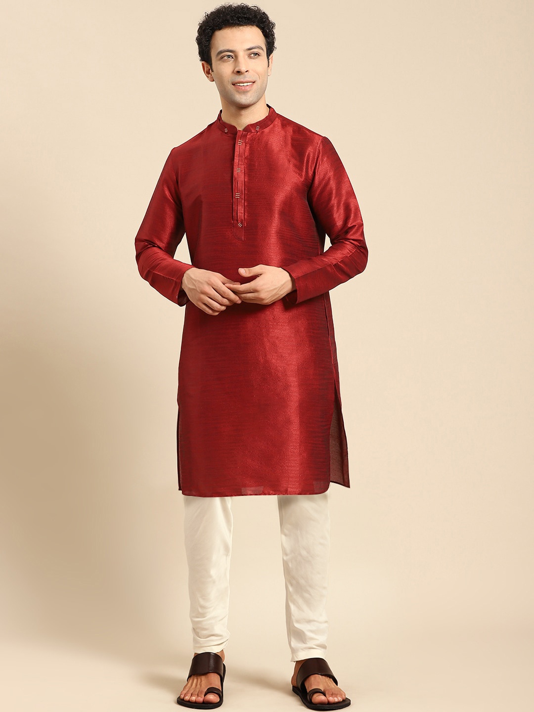 

Anouk Mandarin Collar Straight Jacquard Kurta, Maroon