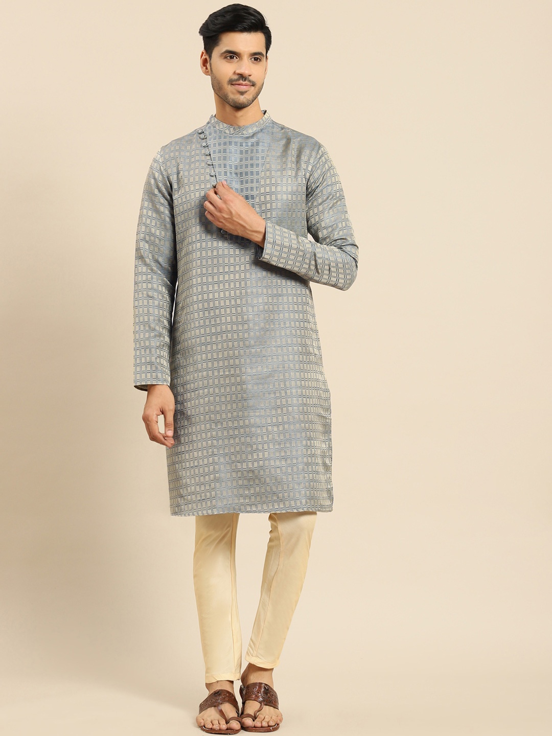 

Anouk Striped Mandarin Collar Long Sleeves Jacquard Kurta, Grey