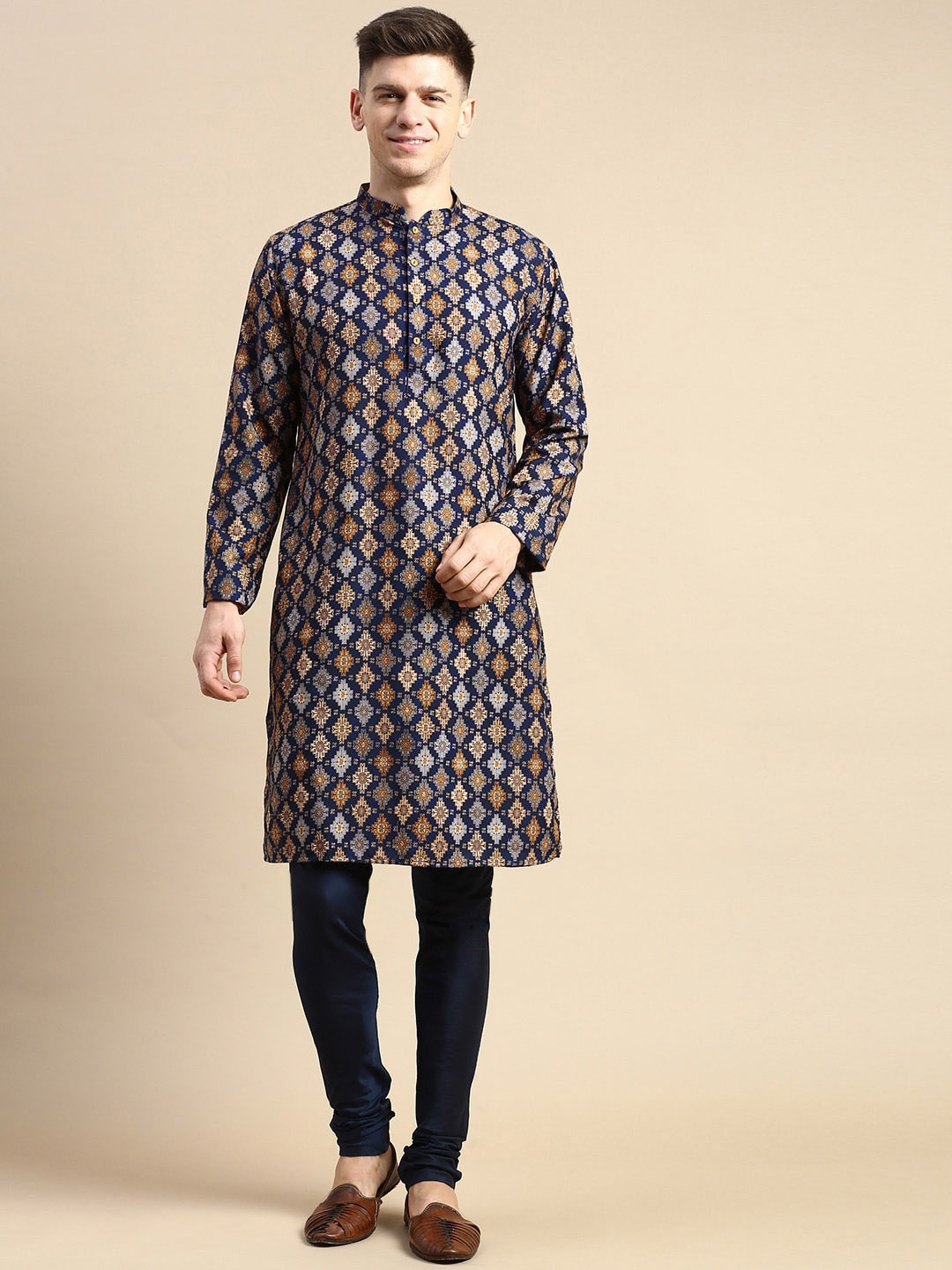 

Anouk Ethnic Motifs Printed Mandarin Collar Straight Kurta, Navy blue