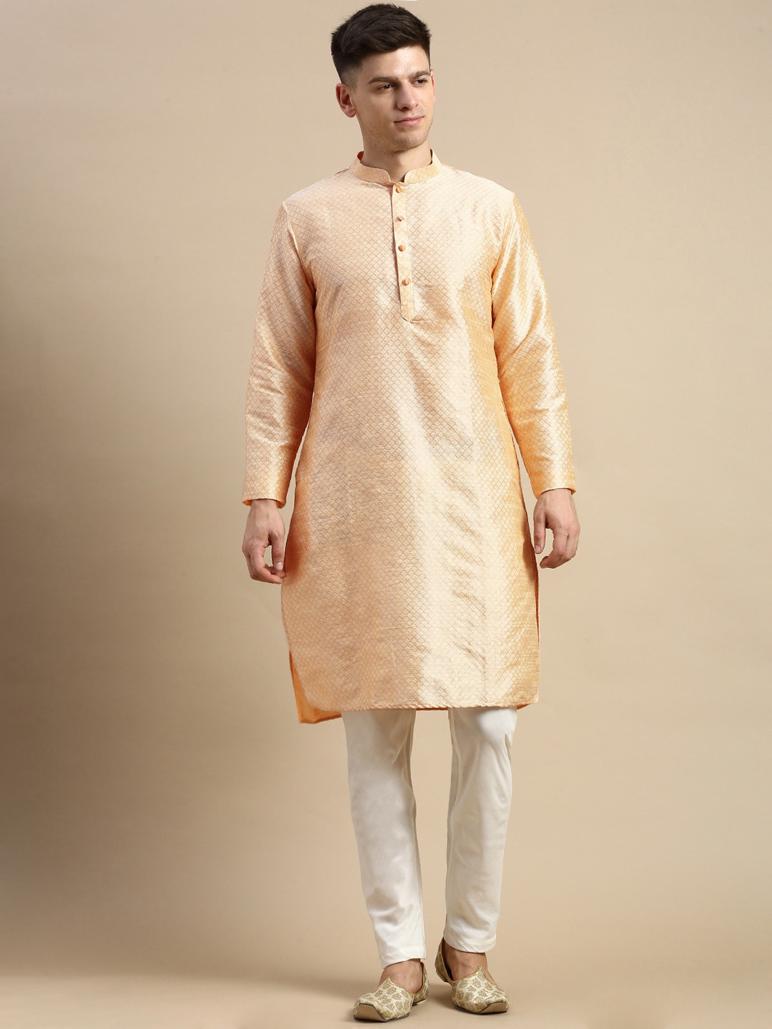 

Anouk Peach-Coloured Geometric Woven Design Straight Kurta