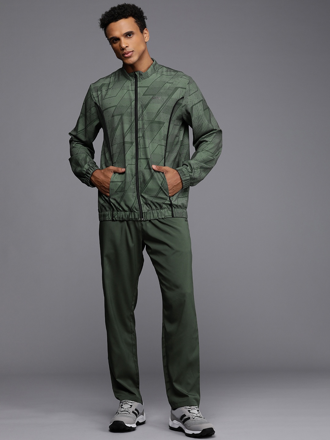 

HRX By Hrithik Roshan Men Printed Rapid-Dry Tracksuits, Green