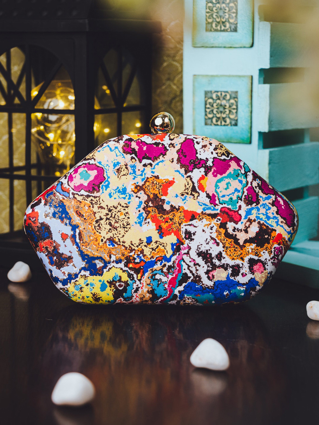 

Sangria Abstract Printed Box Clutch, White