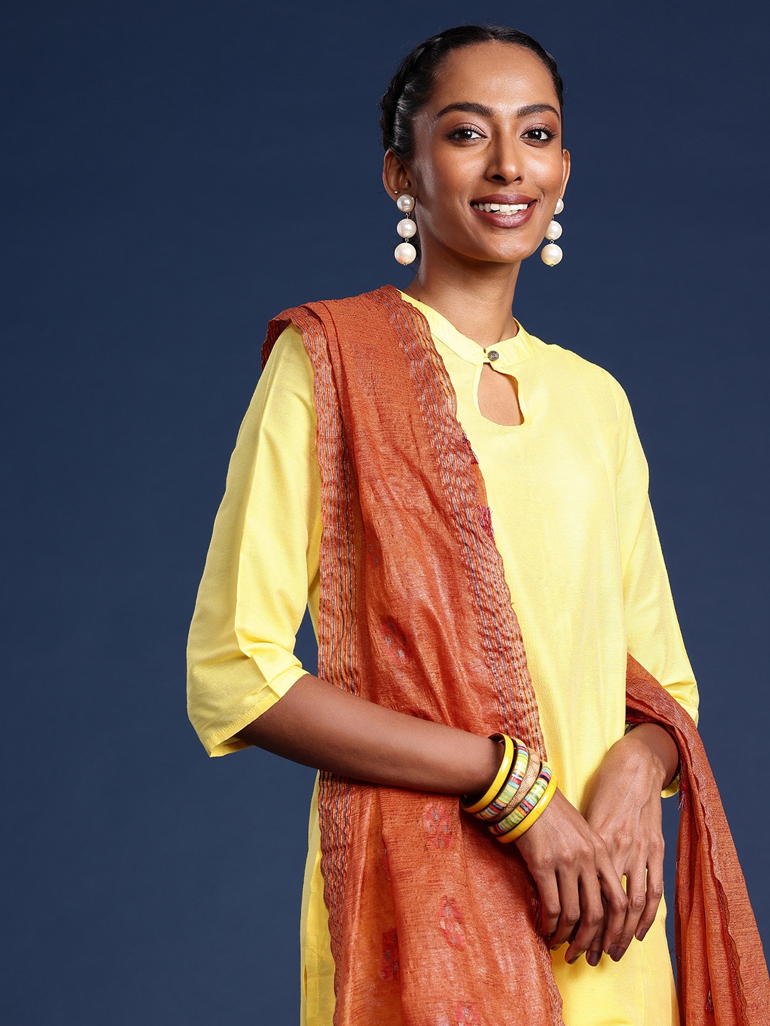 

Taavi Abstract Woven Design Dupatta, Orange