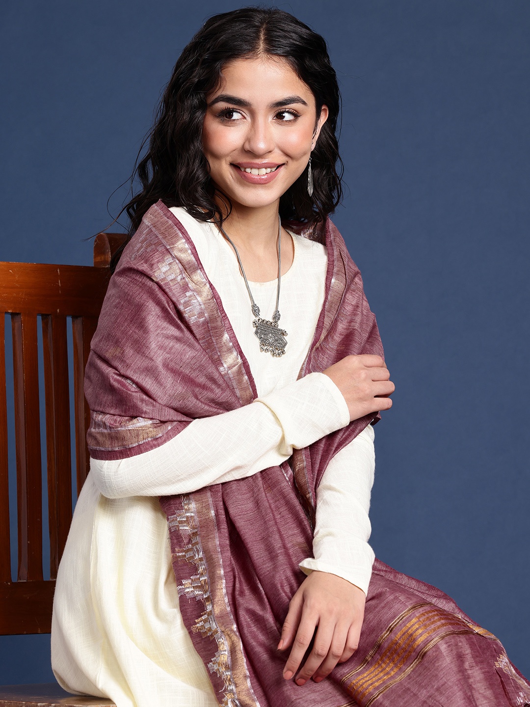 

Taavi Geometric Woven Design Dupatta, Pink