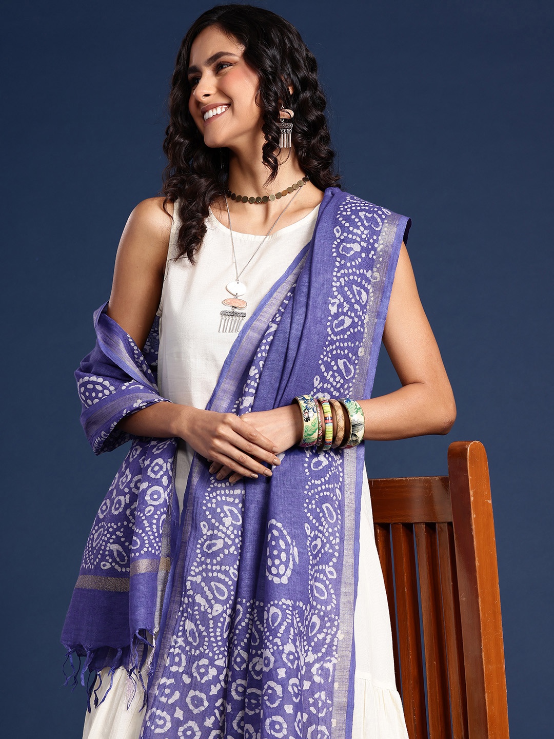

Taavi Ethnic Motifs Printed Pure Cotton Batik Dupatta, Blue