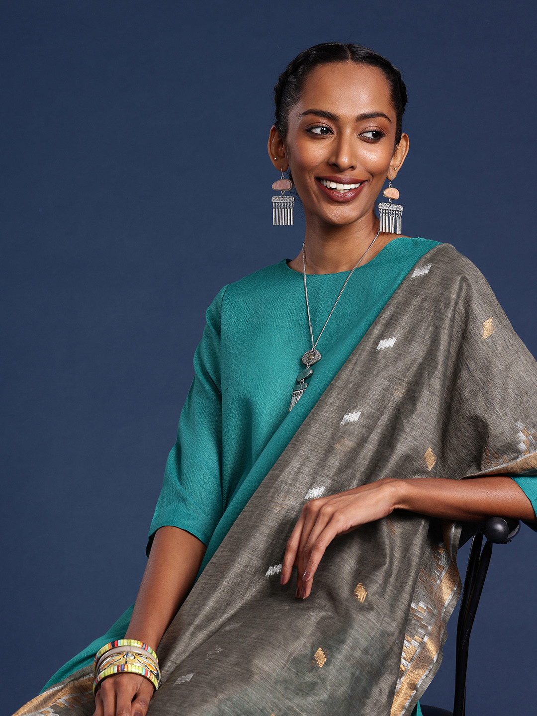 

Taavi Geometric Woven Design Dupatta, Grey