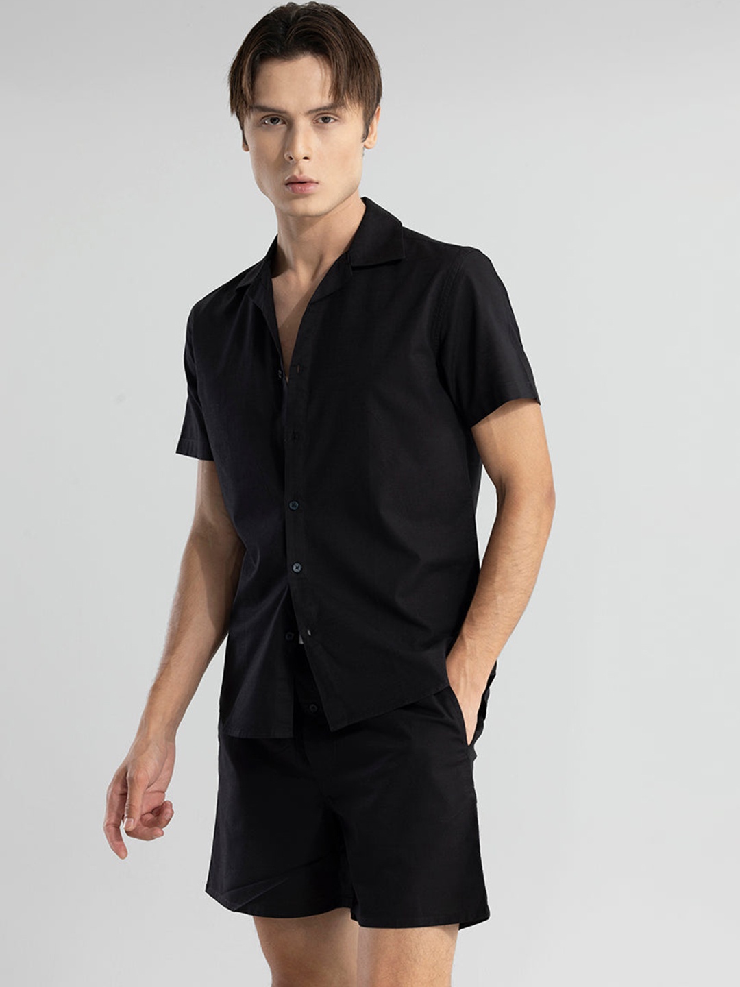 

Snitch Notch Lapel Collar Linen Shirt With Shorts, Black