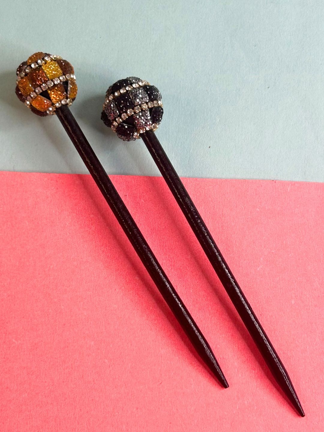 

LAIDA Women Set of 2 Embellished Hairstick, Black