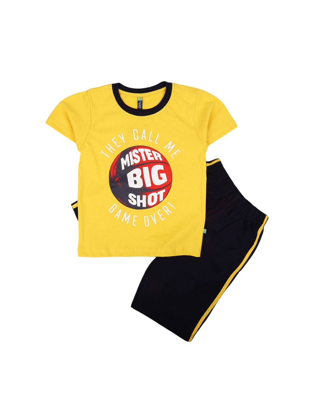 

V-Mart Boys Typography Printed Round Neck Short Sleeves Pure Cotton T-shirt & Shorts, Yellow