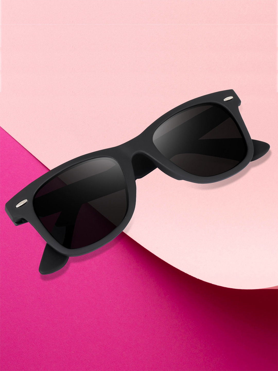 

Peter Jones Eyewear Unisex Aviator Sunglasses With Polarised Lens PO-N720B-D, Black