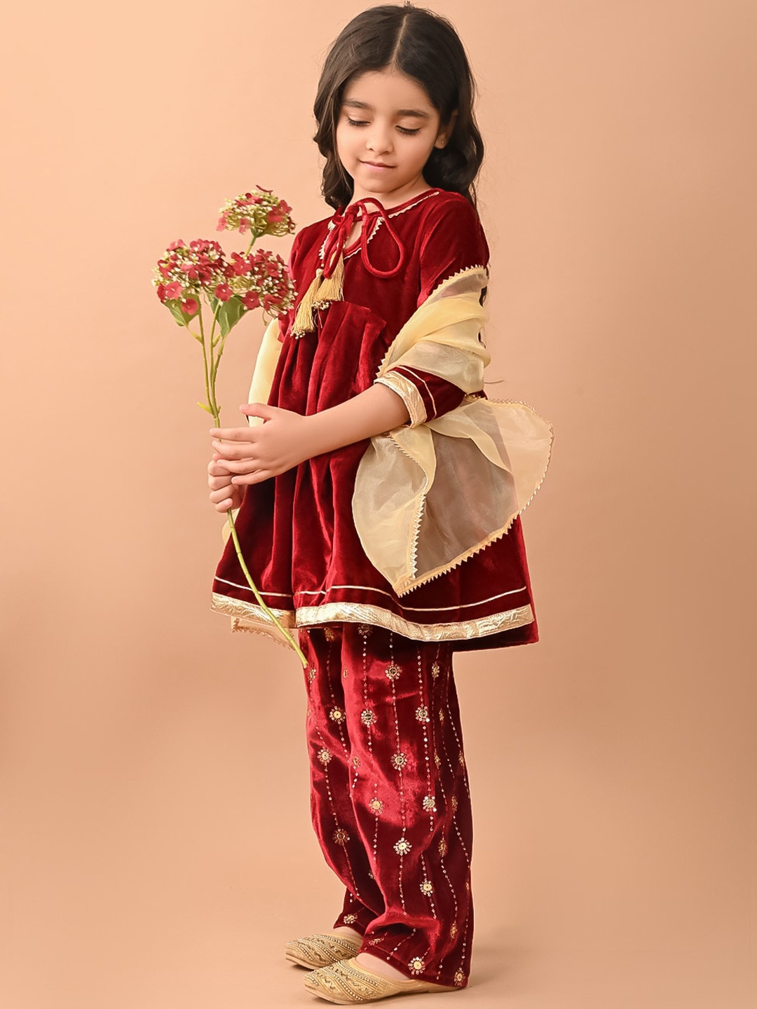 

LilPicks Girls Tie-Up Neck Gotta Patti Empire Velvet A-Line Kurta & Trousers With Dupatta, Maroon