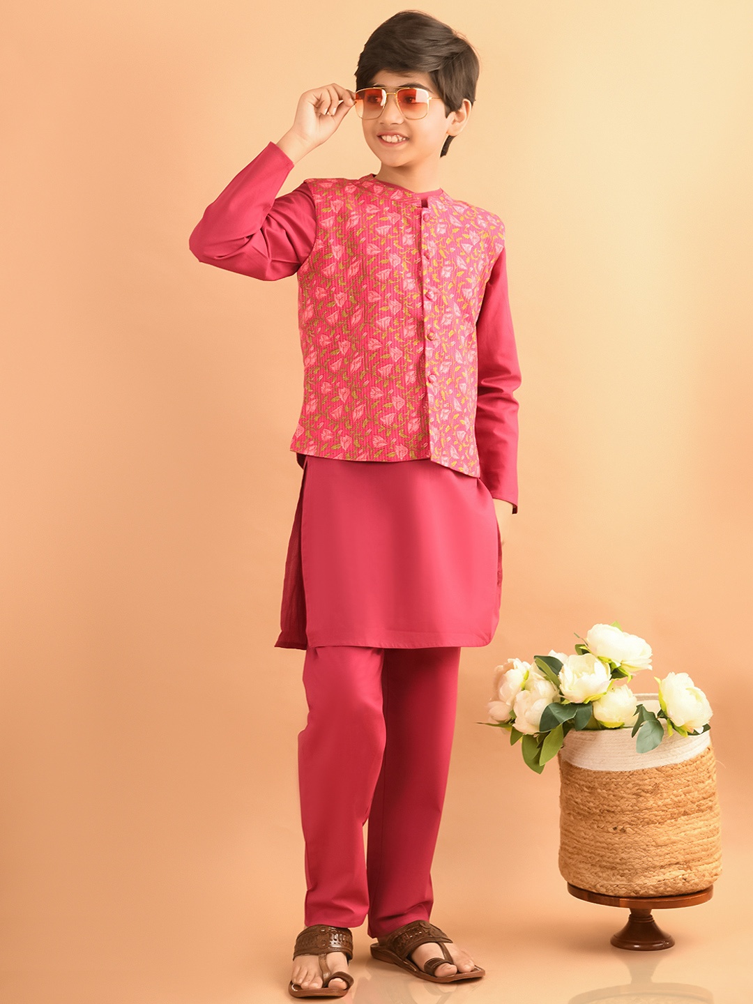 

LilPicks Boys Band Collar Pure Cotton Straight Kurta & Trousers With Nehru Jacket, Magenta