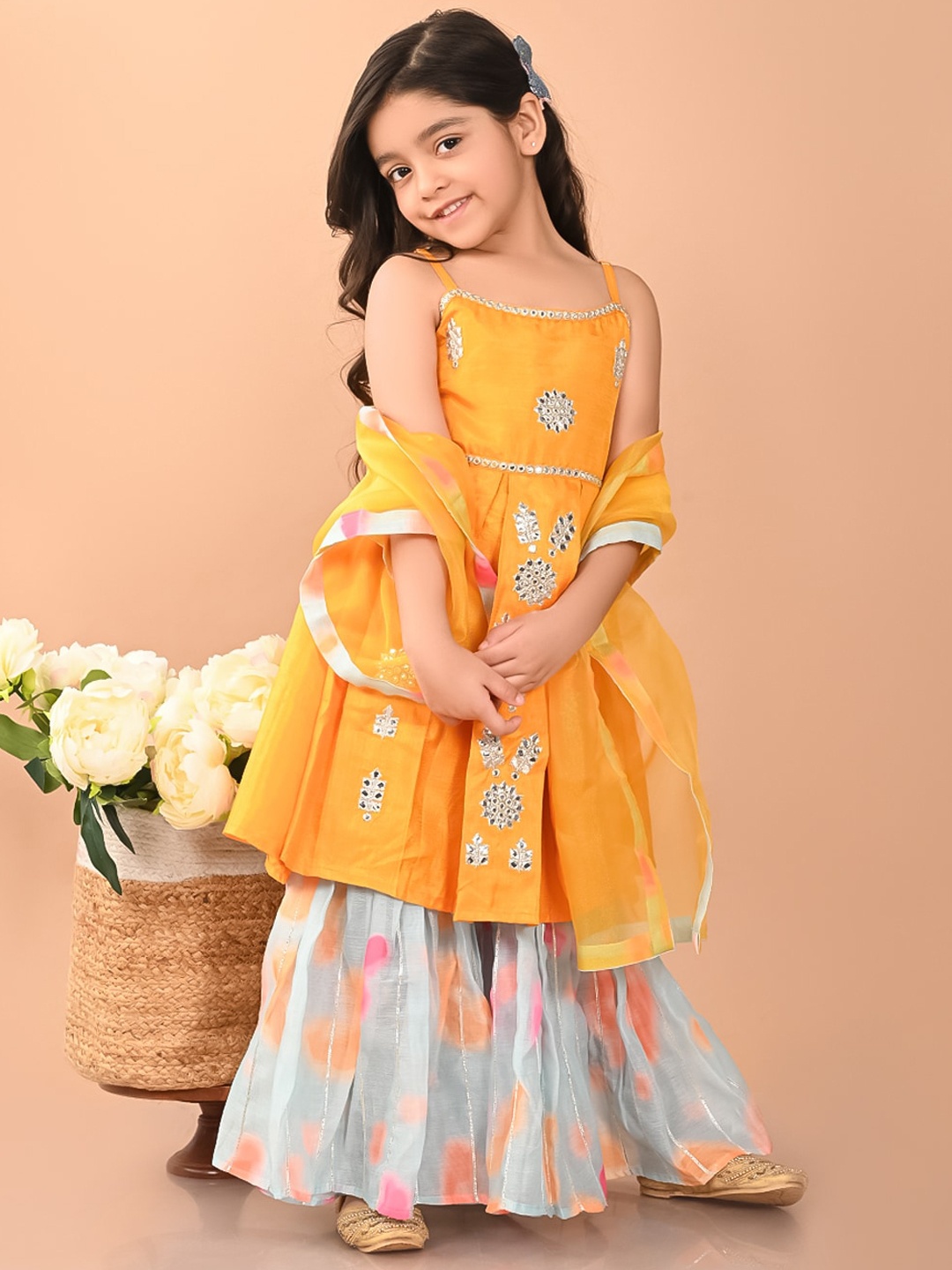 

LilPicks Girls Ethnic Motifs Embroidered Thread Work A-Line Kurta & Sharara With Dupatta, Yellow