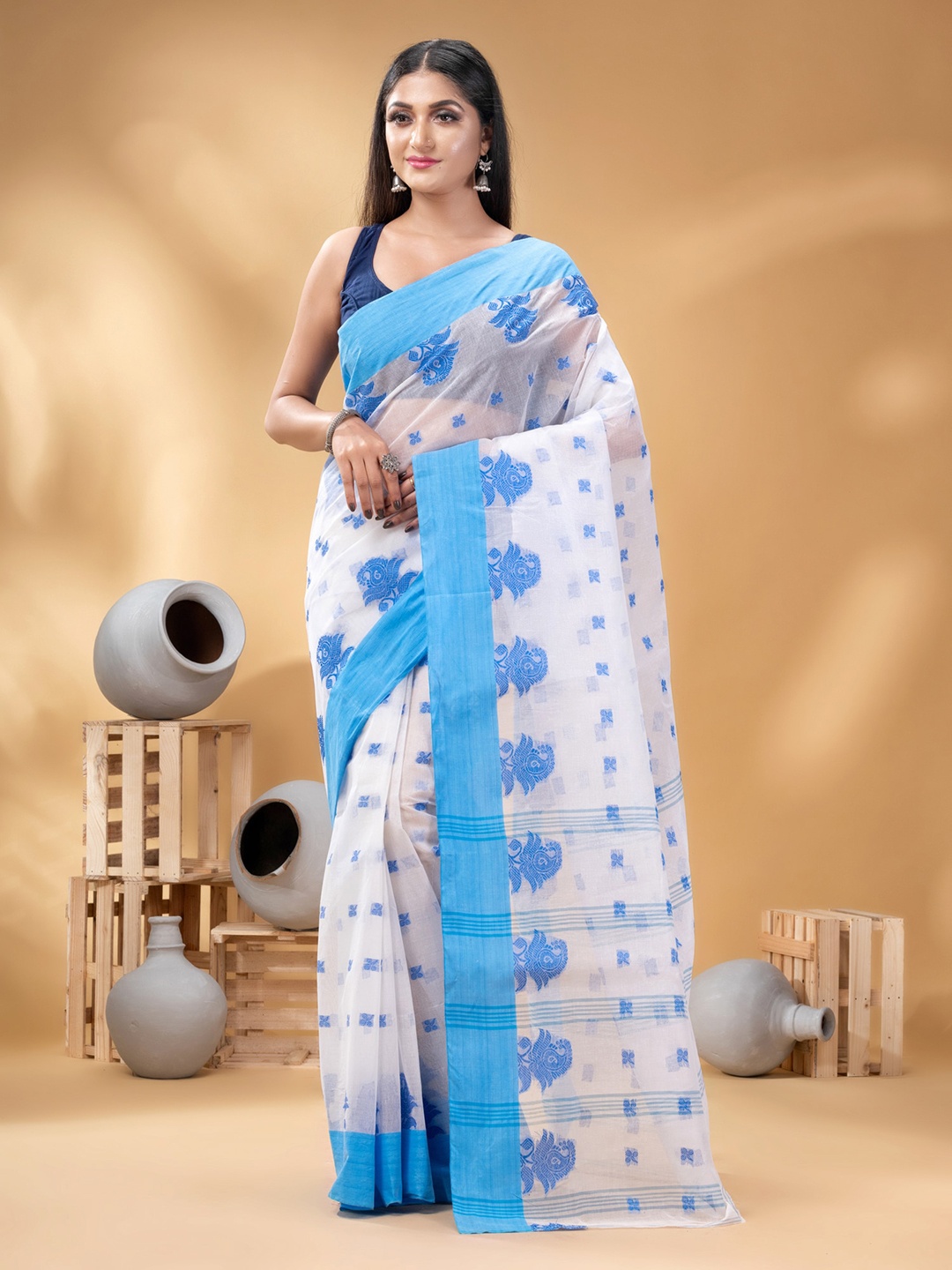 

DESH BIDESH Ethnic Motifs Woven Design Pure Cotton Taant Saree, White