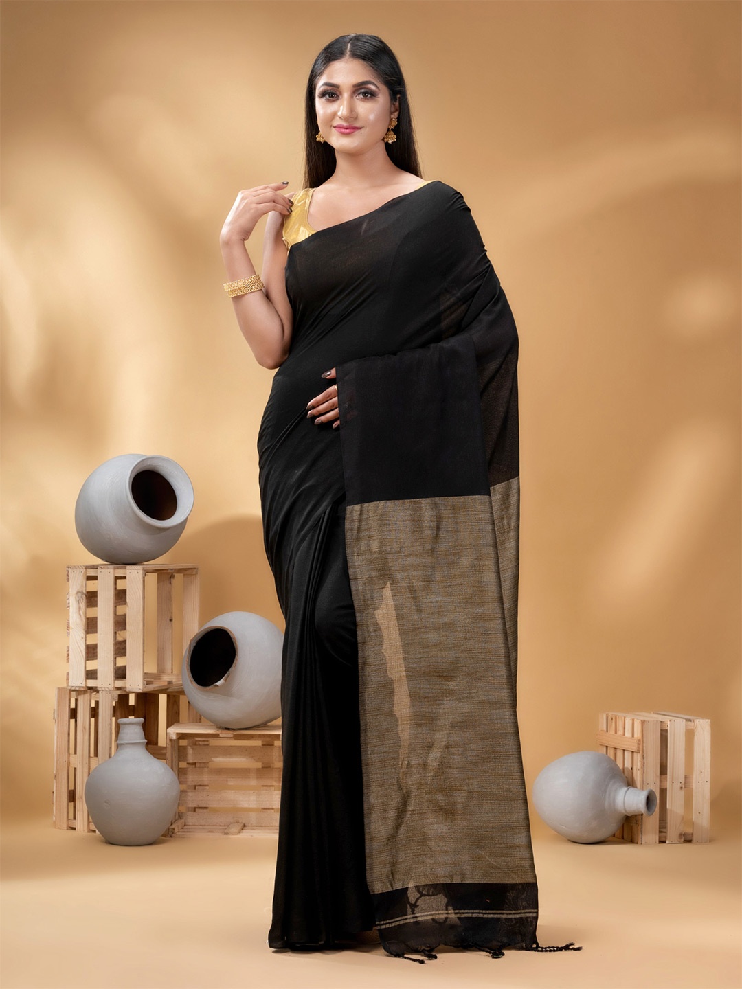 

DESH BIDESH Woven Solid Zari Khadi Cotton Saree, Black