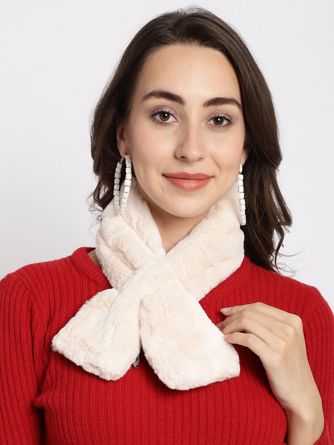 

ELLIS Faux Fur Acrylic Wrap Collar Mufflers, Beige