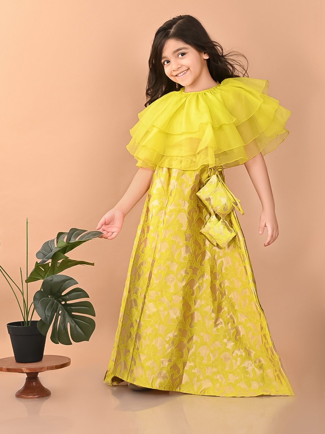 

LilPicks Girls Silk Ready To Wear Lehenga & Blouse, Green