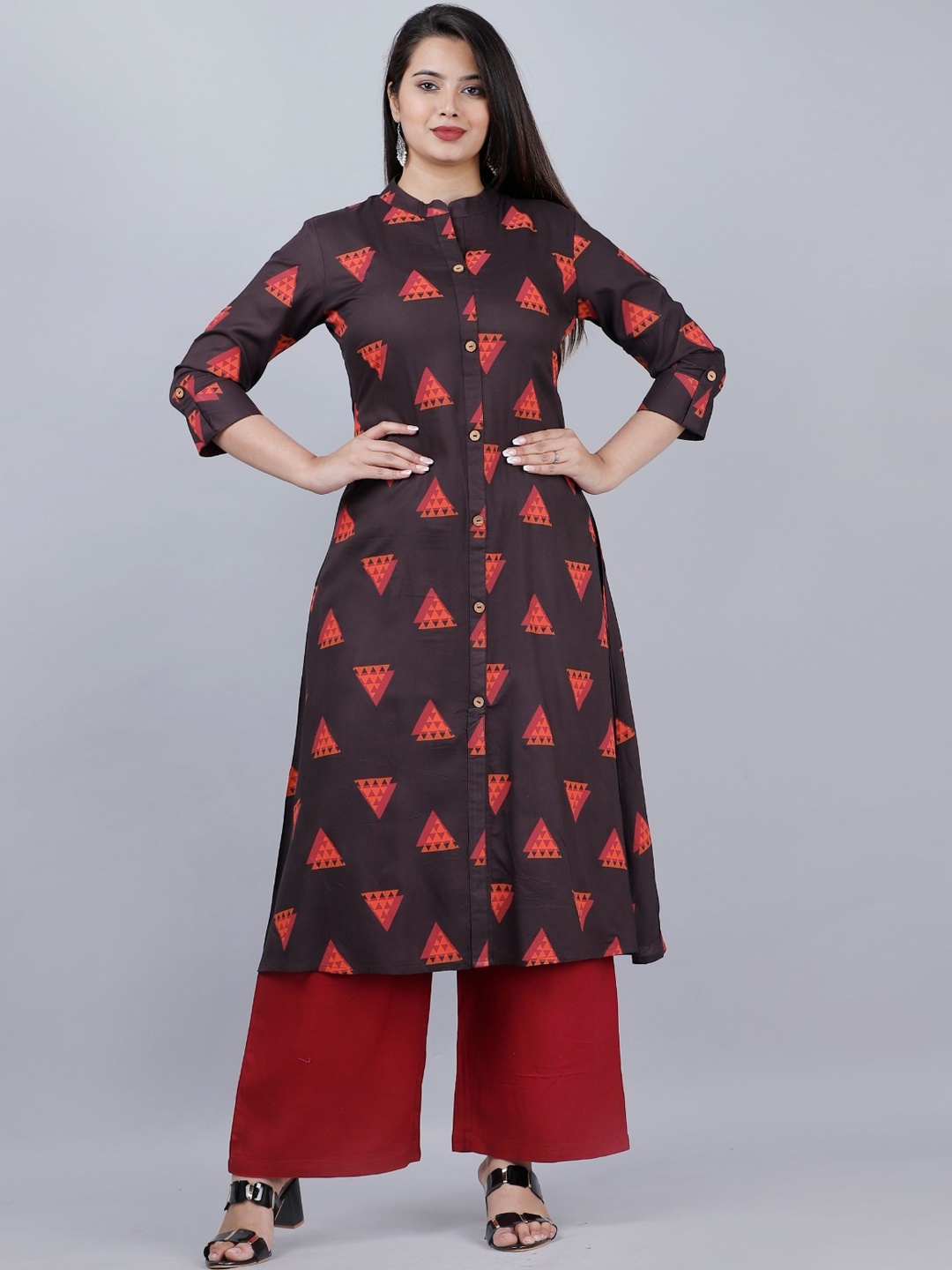 

MAUKA Geometric Printed A-Line Kurta with Palazzos, Brown