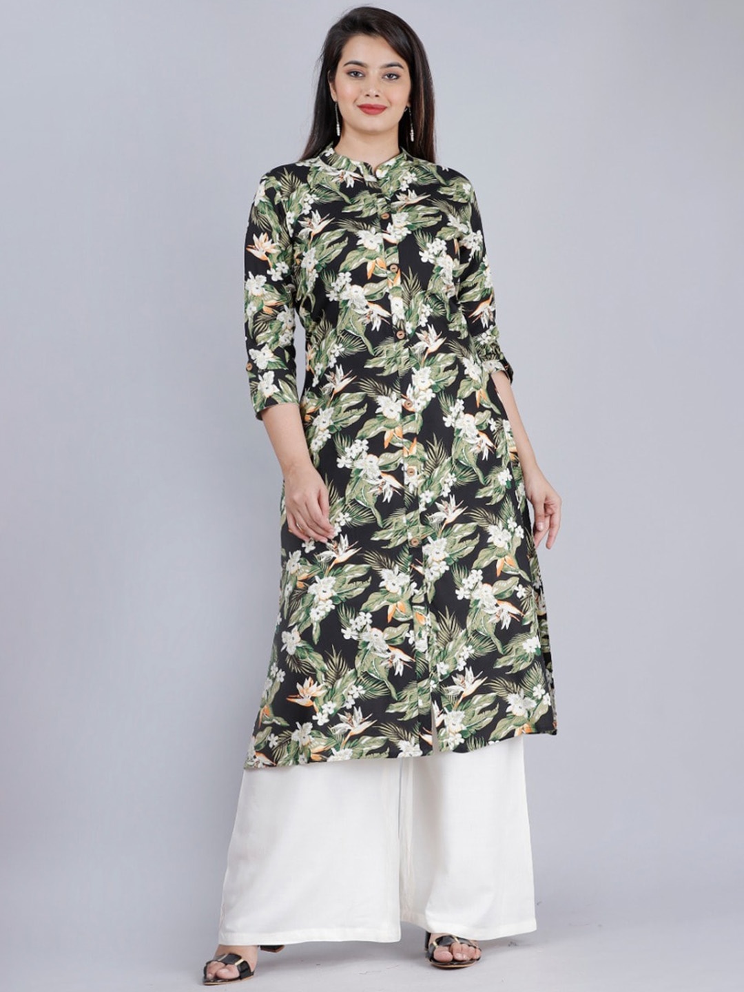 

MAUKA Floral Printed A-line Kurta with Palazzos, Black