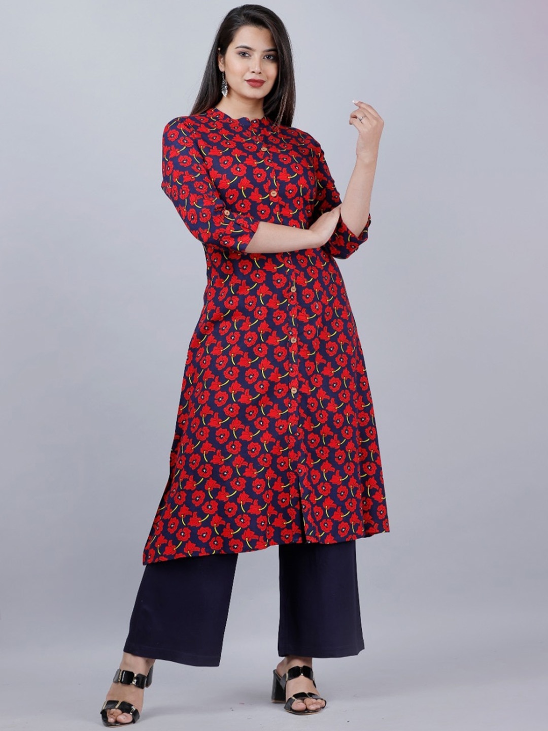 

MAUKA Floral Printed A-Line Kurta with Palazzos, Red