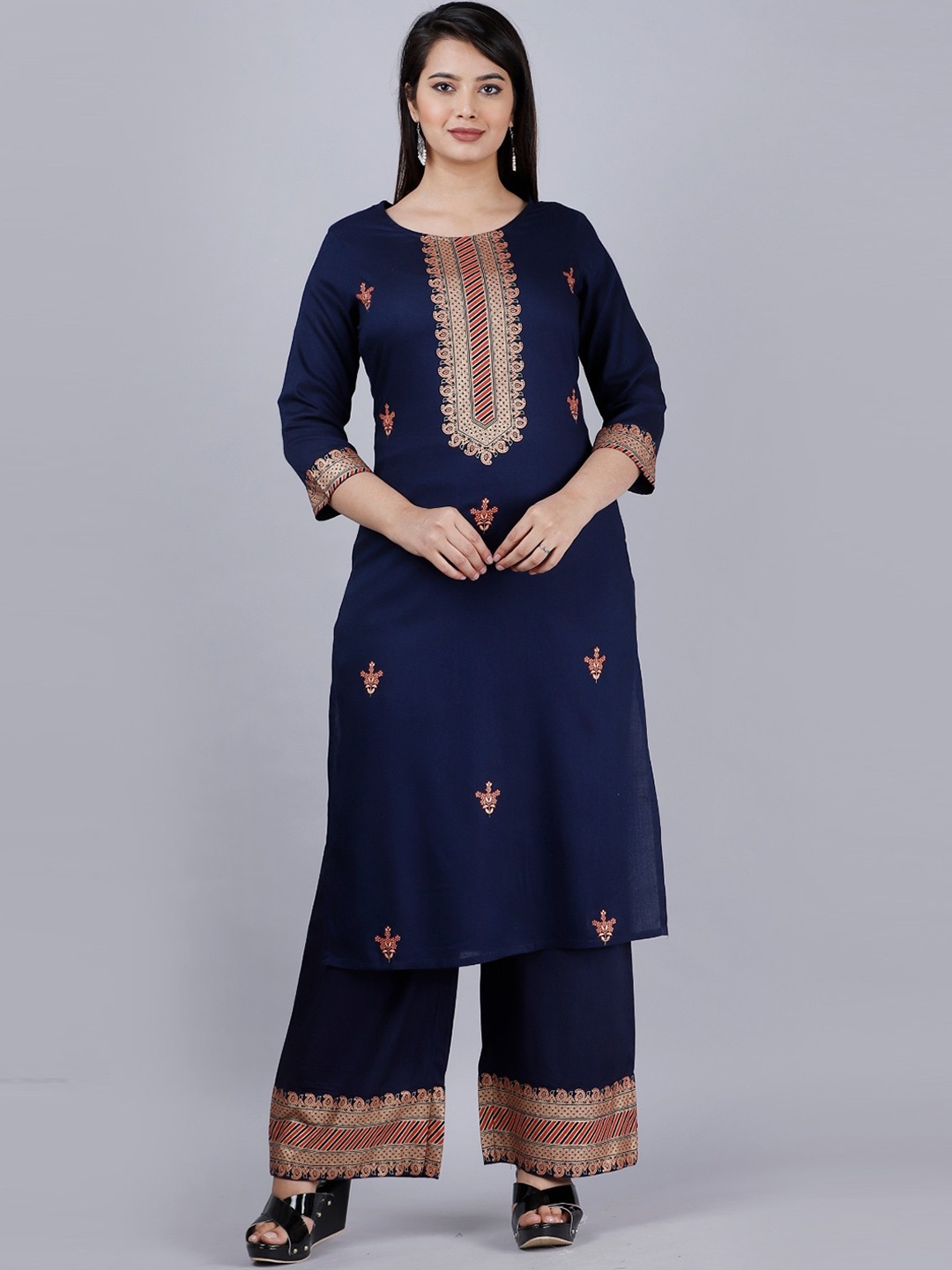 

MAUKA Ethnic Motifs Printed Kurta with Palazzos, Navy blue