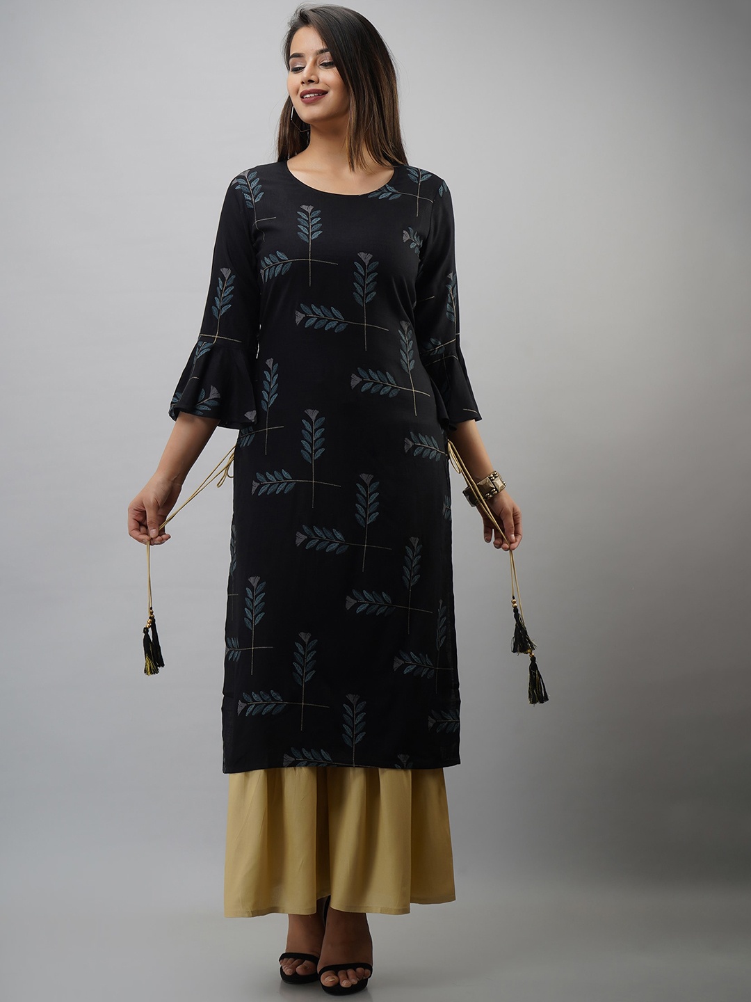 

MAUKA Ethnic Motifs Printed Bell Sleeves Straight Kurta with Sharara, Black