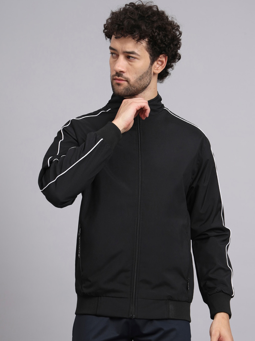 

39 THREADS Water Resistant Rapid-Dry Bomber Jacket, Olive
