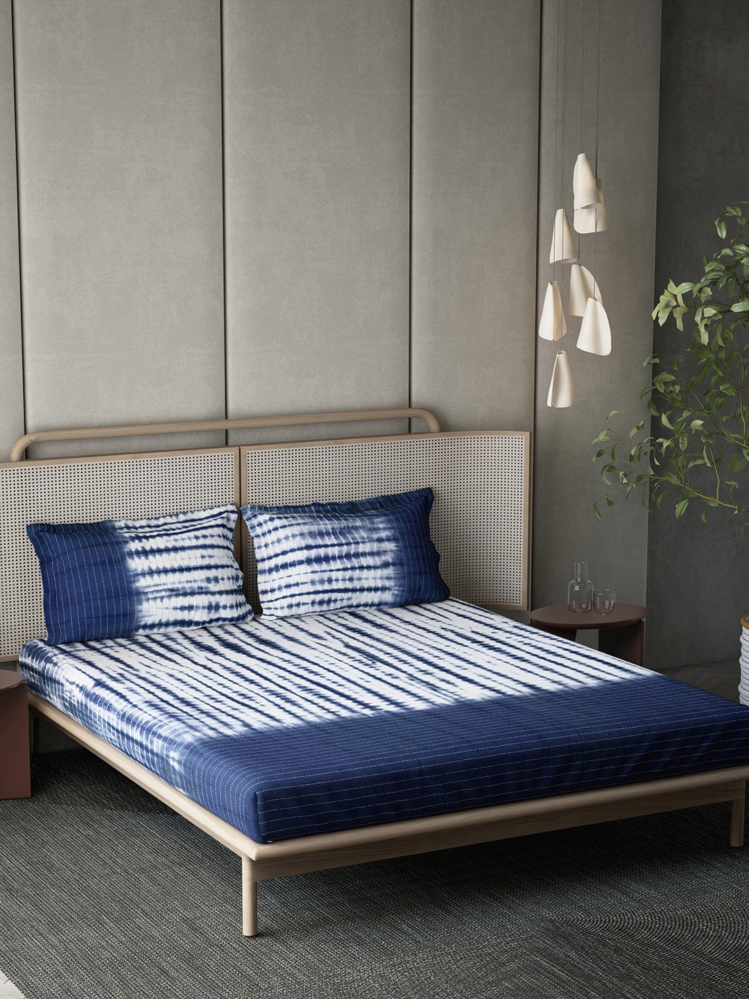 

DDecor Live Beautiful Blue & White Cotton 140 TC King Bedsheet with 2 Pillow Covers