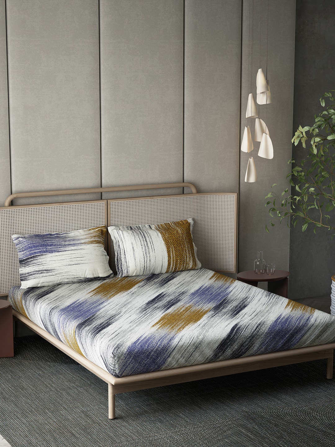 

DDecor Purple & Cream-Coloured Abstract Cotton 210 TC King Bedsheet with 2 Pillow Covers