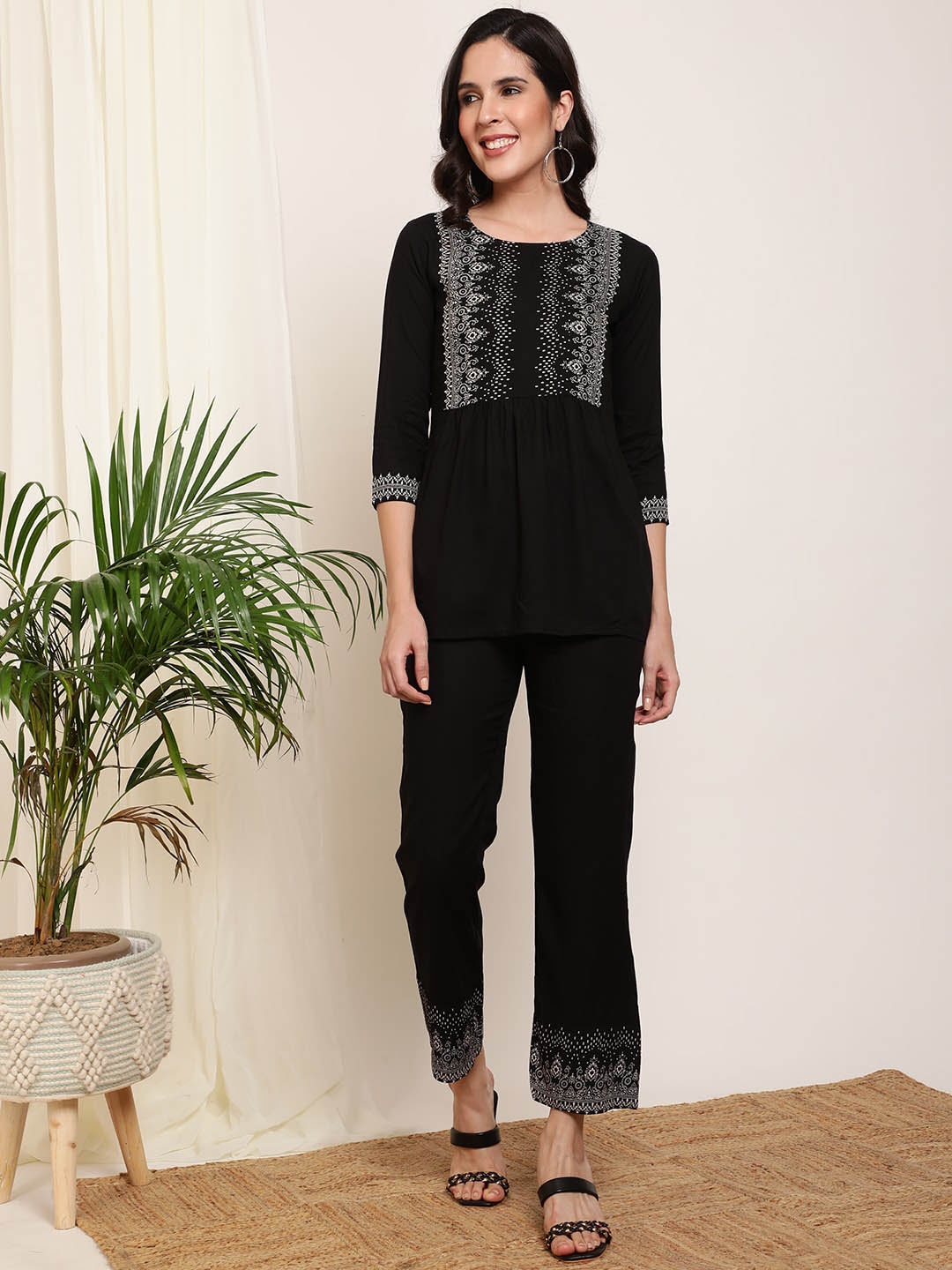 

DAEVISH Ethnic Motifs Printed Tunic With Trousers, Black