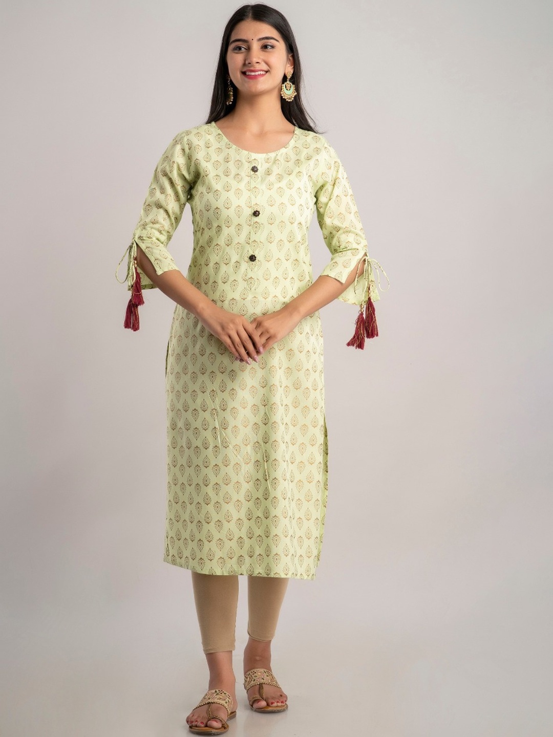 

MAUKA Ethnic Motifs Printed Straight Kurta, Green